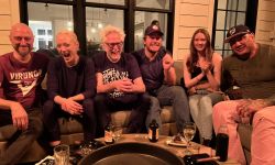 詹姆斯·古恩宣布《银河护卫队3》电影杀青，2023年5月5日上映