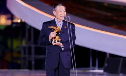 李雪健获电影频道M榜年度杰出贡献荣誉，称将继续努力做有用之人