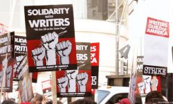 谈判破裂：美国编剧工会（WGA）将从5月2日起开始大罢工