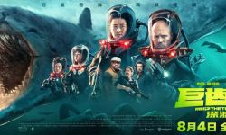 《巨齿鲨2》升级来袭，6天5亿吴京徒手扒飞机 