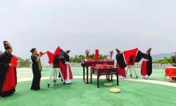 电影《元女代码》开机仪式在深圳大梅沙举行，融合家庭伦理及科技题材等元素