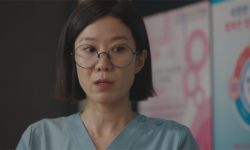 韩剧《外人》聚焦母女关系议题，多年母女成姐妹