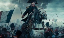 《拿破仑》11月22日上映， 骑战马致敬经典世界名画