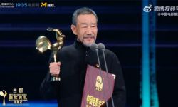 第36届中国电影金鸡奖颁奖典礼在厦门举行，李雪健凭《封神第一部》获金鸡奖最佳男配角奖