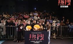电影《热搜》西安路演获赞“现实感直击心灵”，舆论对抗触目惊心